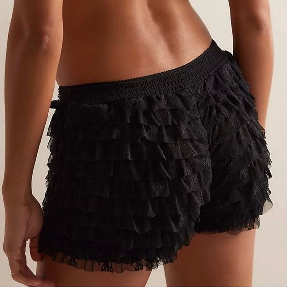 Free People Feeling For Lace Shorties - Picture 2 of 5